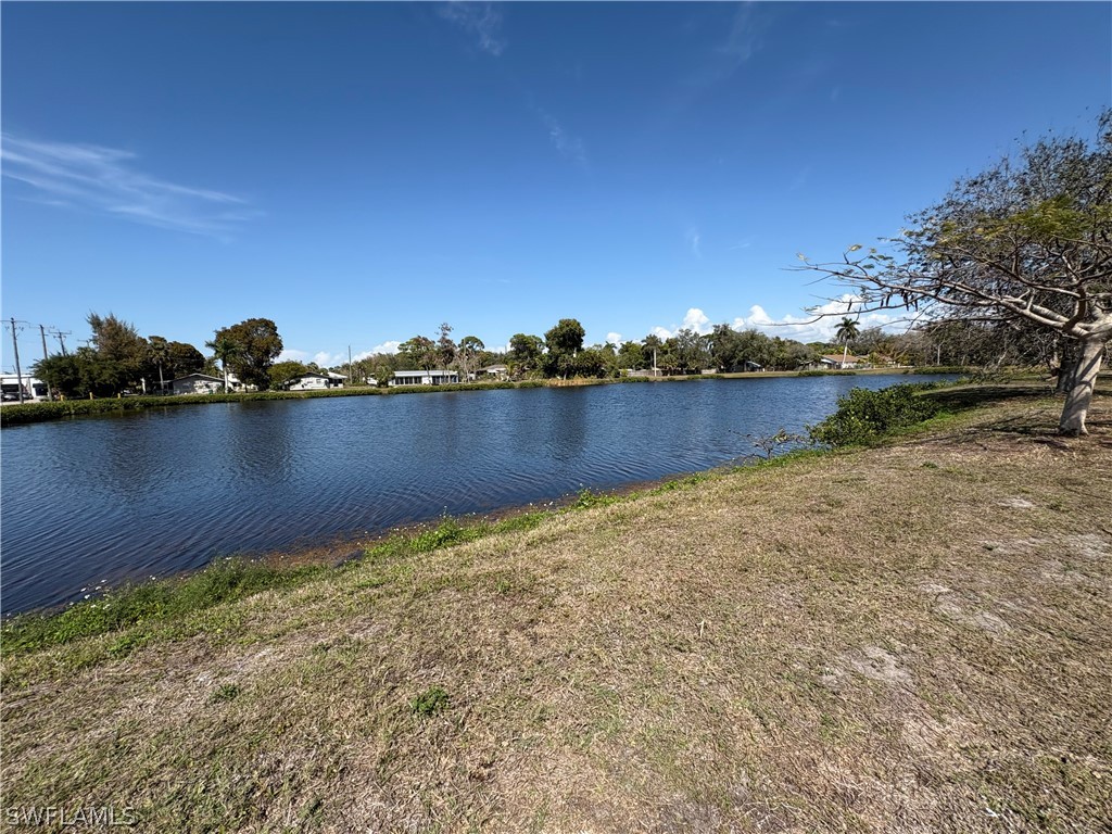 2500 Lee Street Naples FL 34112 226009356 image7