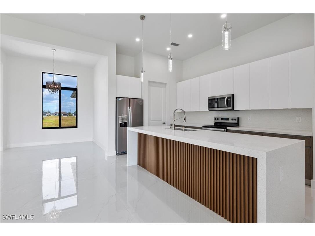 2500 NW 7th Street Cape Coral FL 33993 225034776 image12