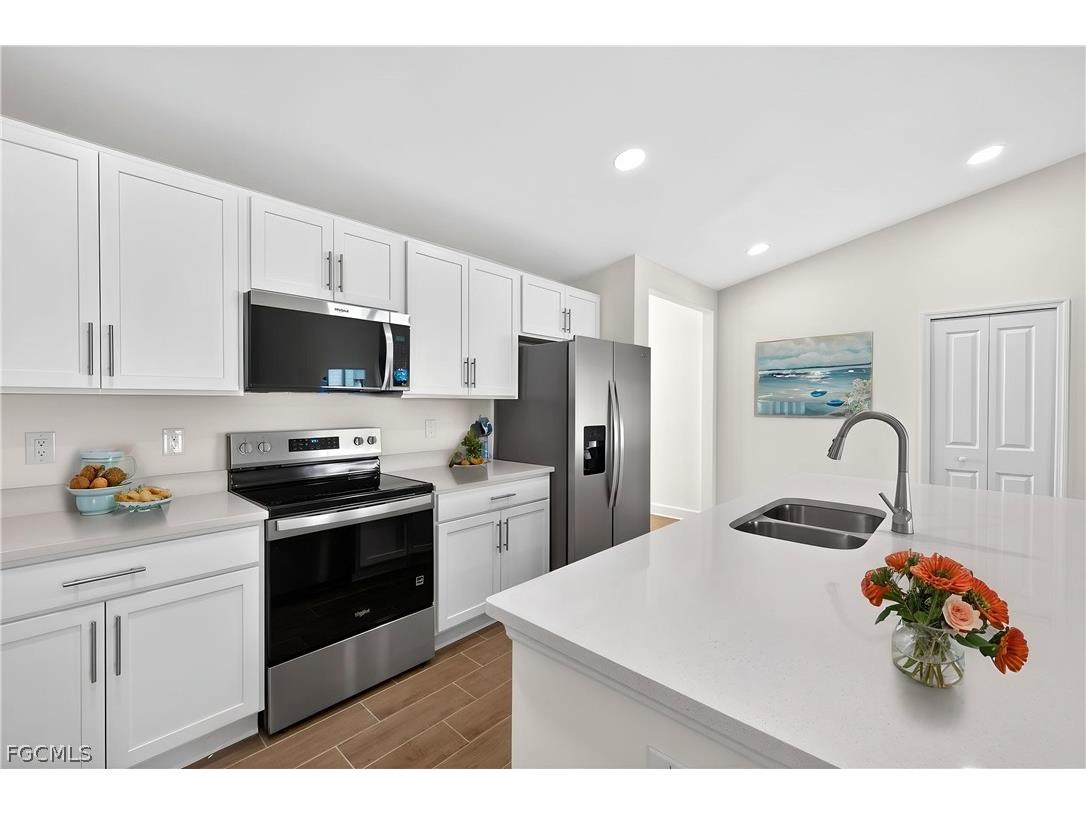 2500 NW 8th Place Cape Coral FL 33993 2026011109 image2