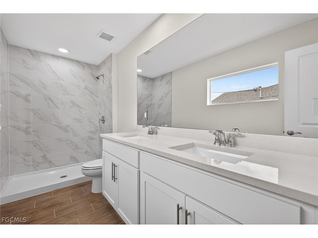 2500 NW 8th Place Cape Coral FL 33993 2026011109 image23