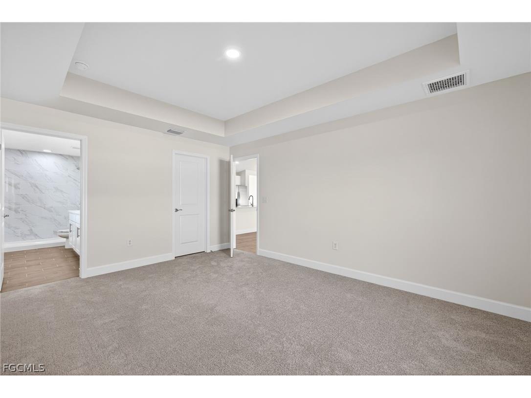 2500 NW 8th Place Cape Coral FL 33993 2026011109 image25