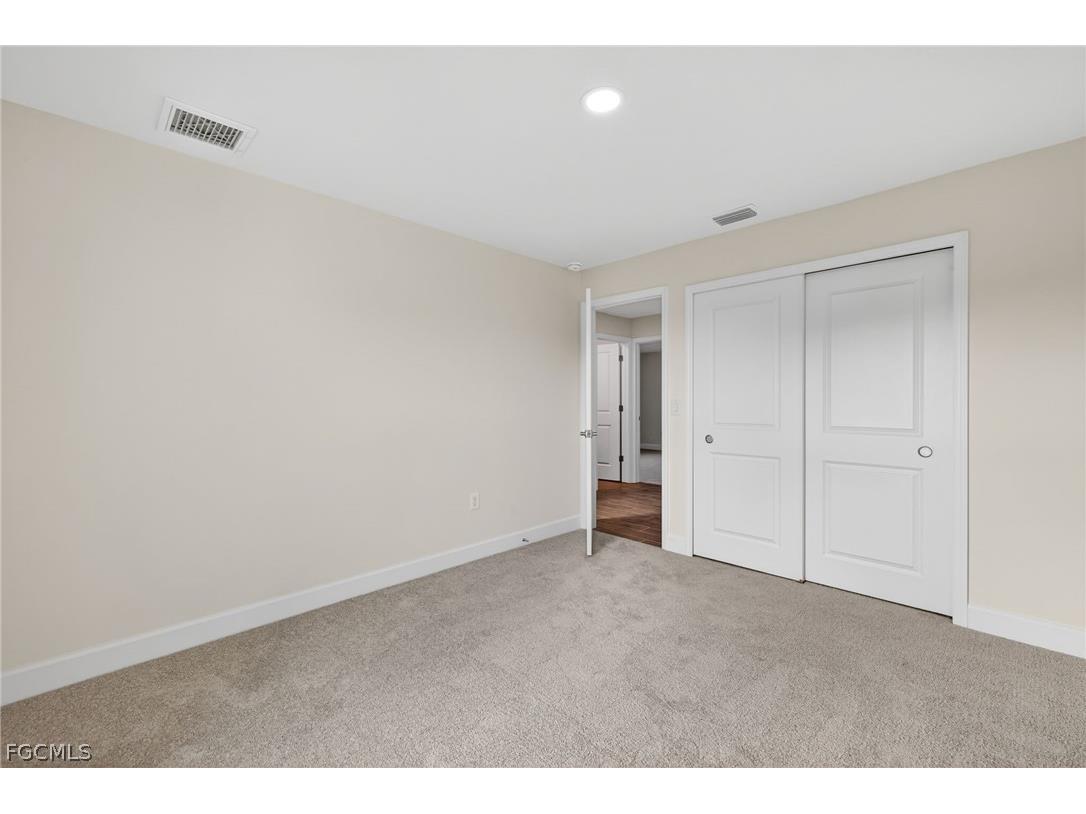 2500 NW 8th Place Cape Coral FL 33993 2026011109 image26