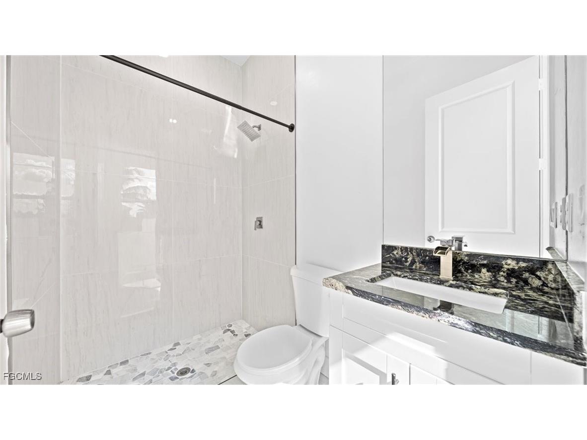 2501 26th Street W Lehigh Acres FL 33971 2026003609 image16