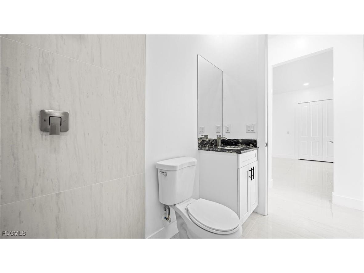 2501 26th Street W Lehigh Acres FL 33971 2026003609 image27