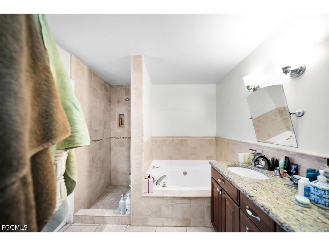 2501 36th Street SW Lehigh Acres FL 33976 2026016305 image16