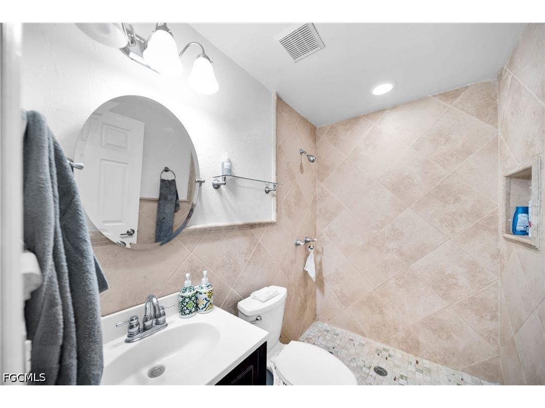 2501 36th Street SW Lehigh Acres FL 33976 2026016305 image18