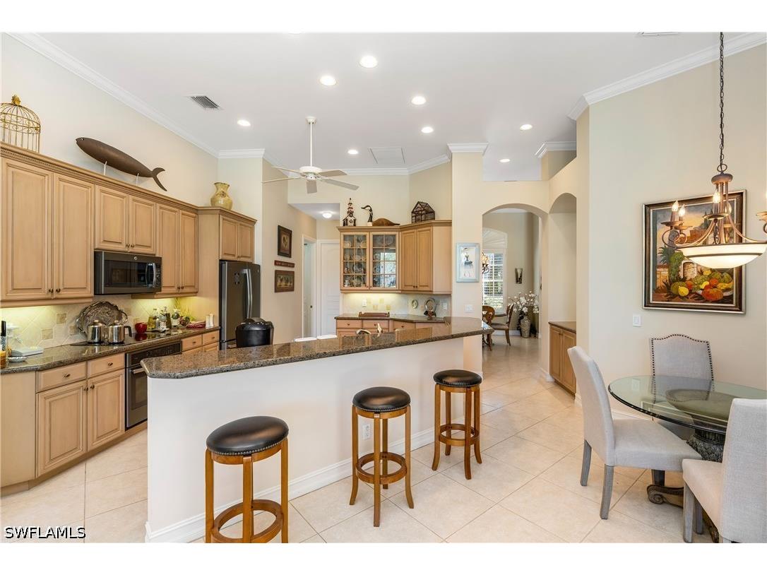 2501 Augusta Drive Naples FL 34109 226011843 image2