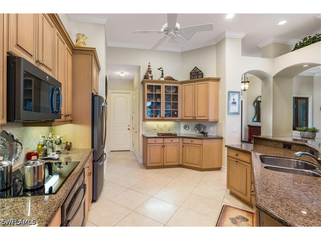 2501 Augusta Drive Naples FL 34109 226011843 image6
