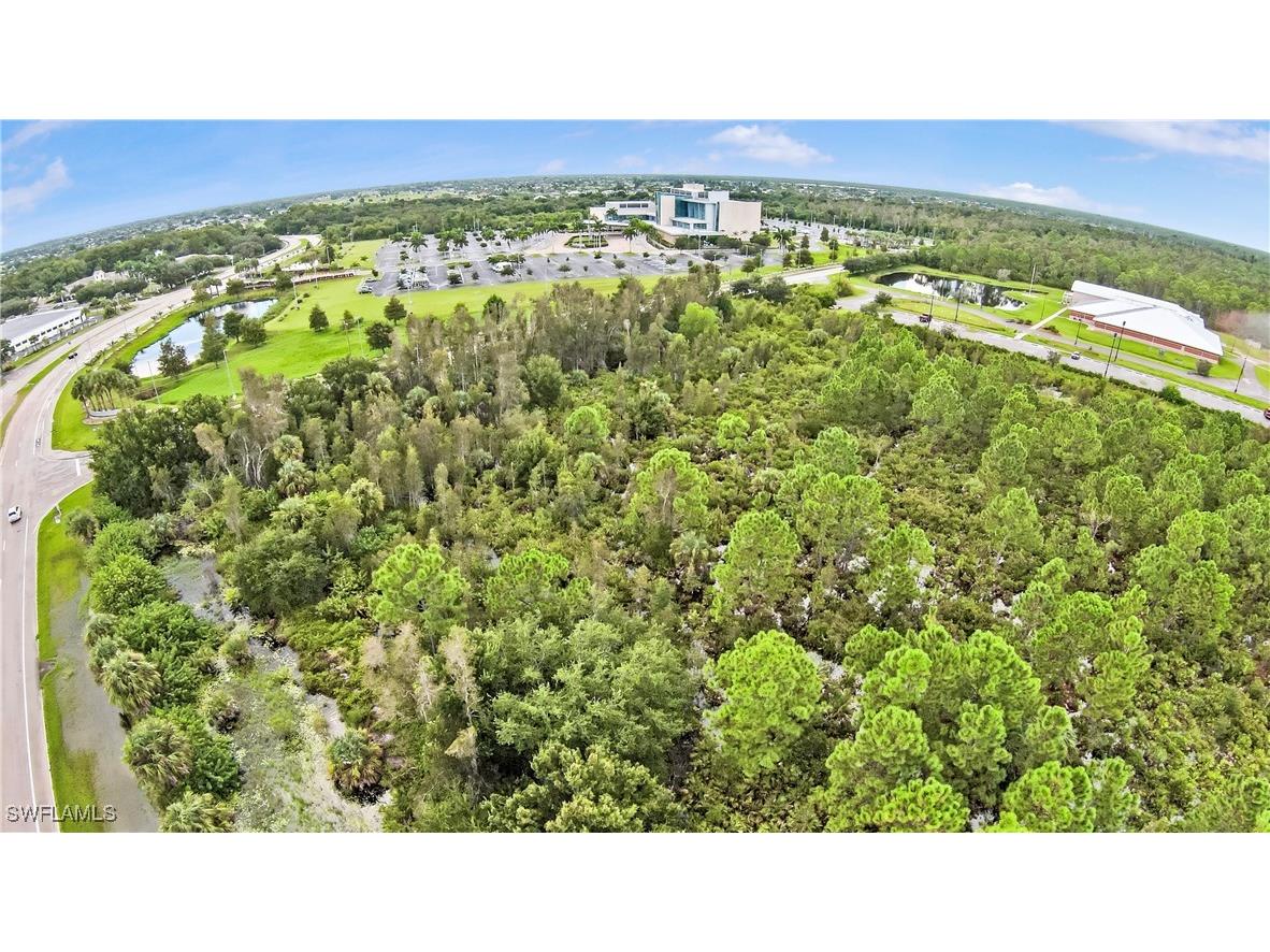 2501 Diplomat Parkway E Cape Coral FL 33909 224072752 image21