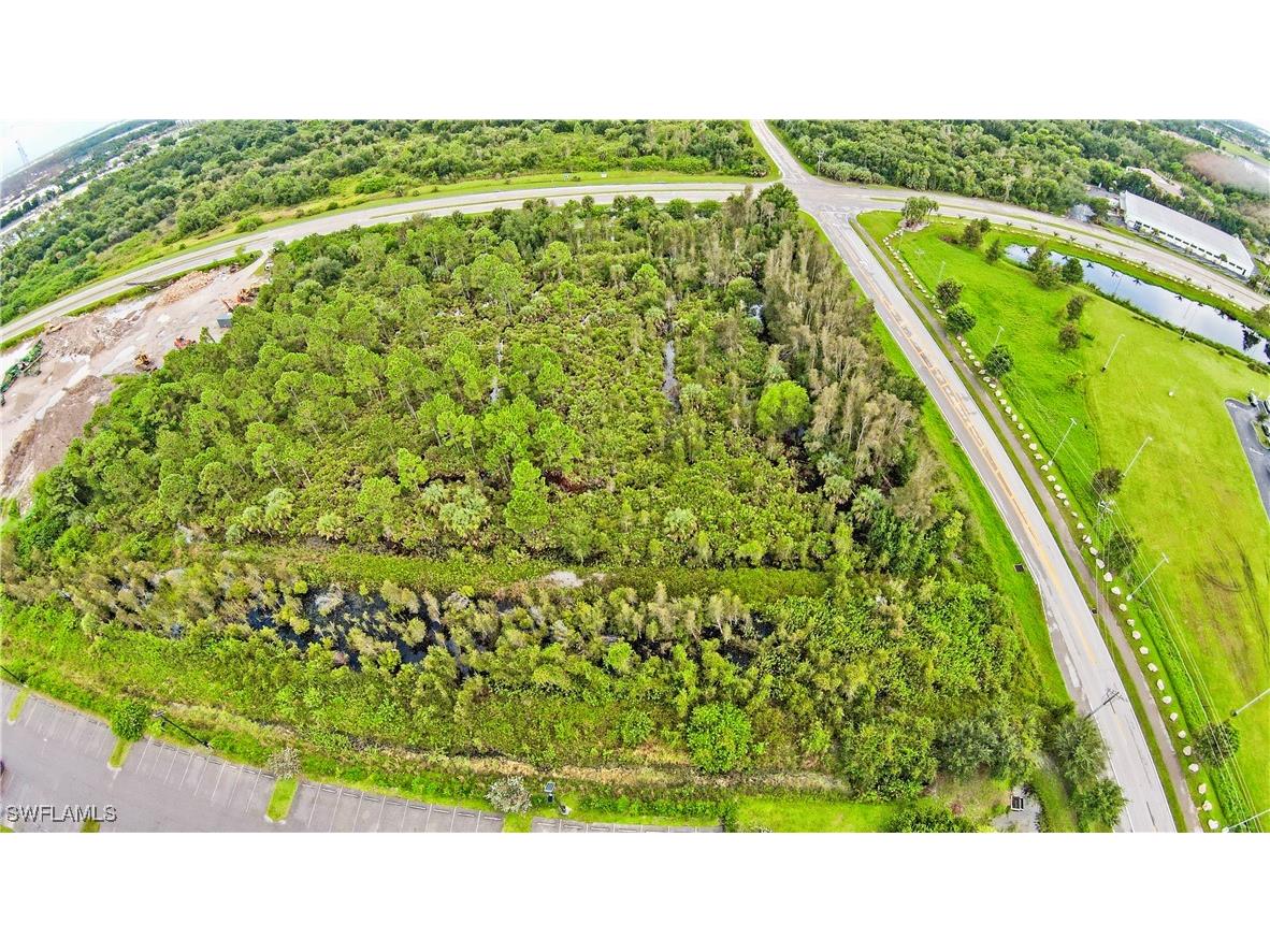 2501 Diplomat Parkway E Cape Coral FL 33909 224072752 image24