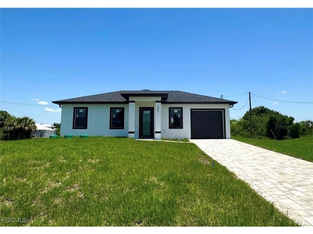 2501 E 16th Street Lehigh Acres FL 33972 2025005785 image1