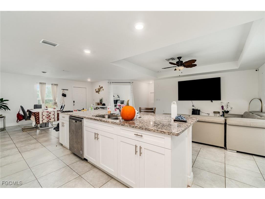 2501 E 17th Street Lehigh Acres FL 33972 2025022658 image8