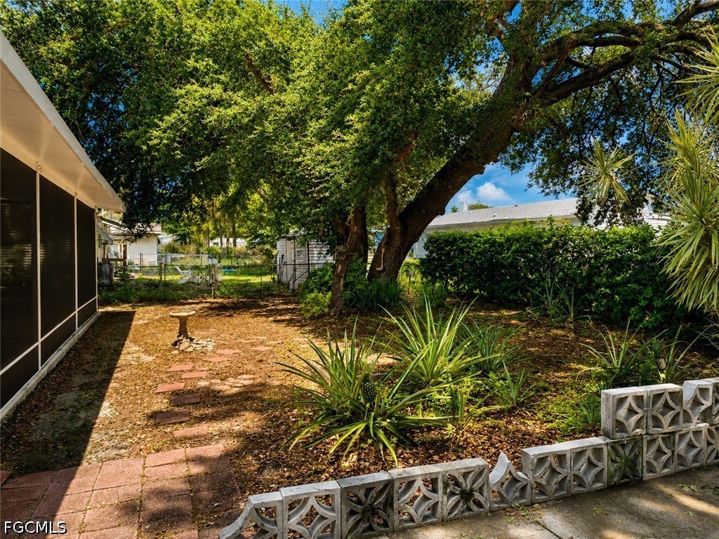 2501 Gail Helen Court North Fort Myers FL 33917 2026028472 image3