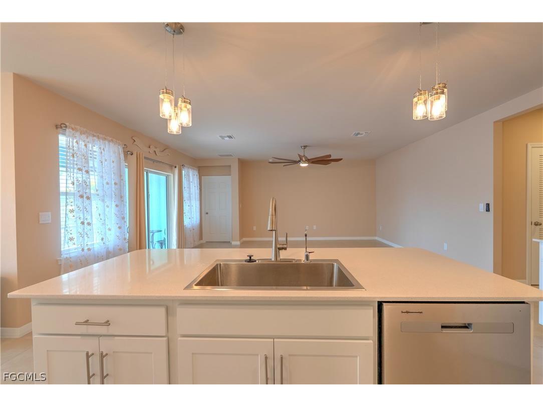 2501 NW 20th Place Cape Coral FL 33993 2026010172 image24