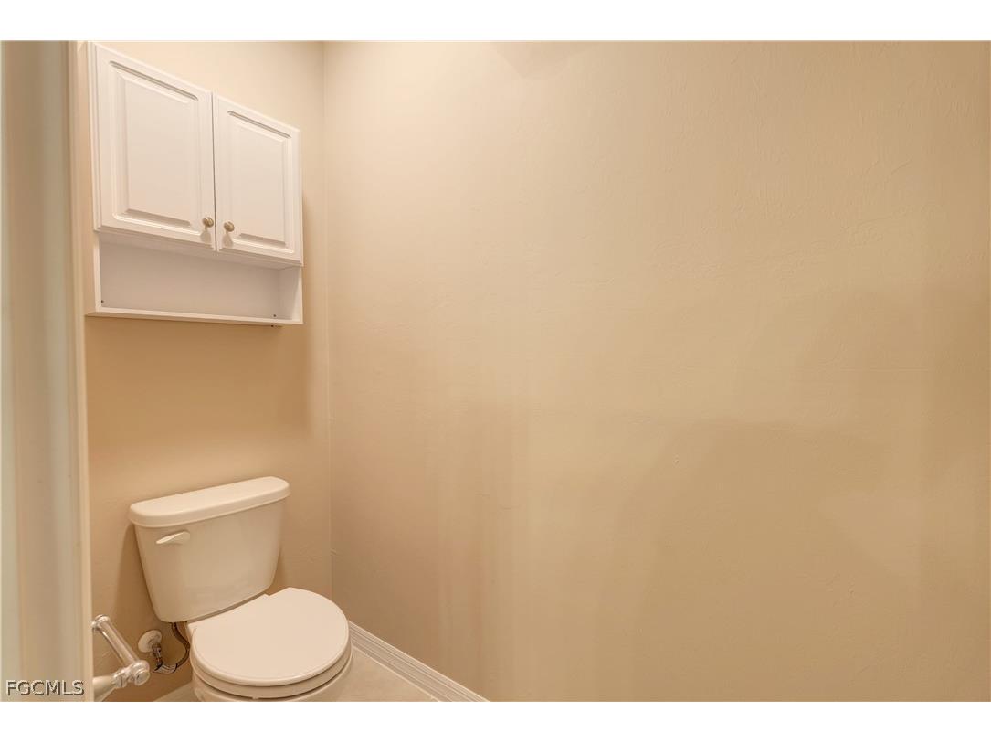 2501 NW 20th Place Cape Coral FL 33993 2026010172 image32