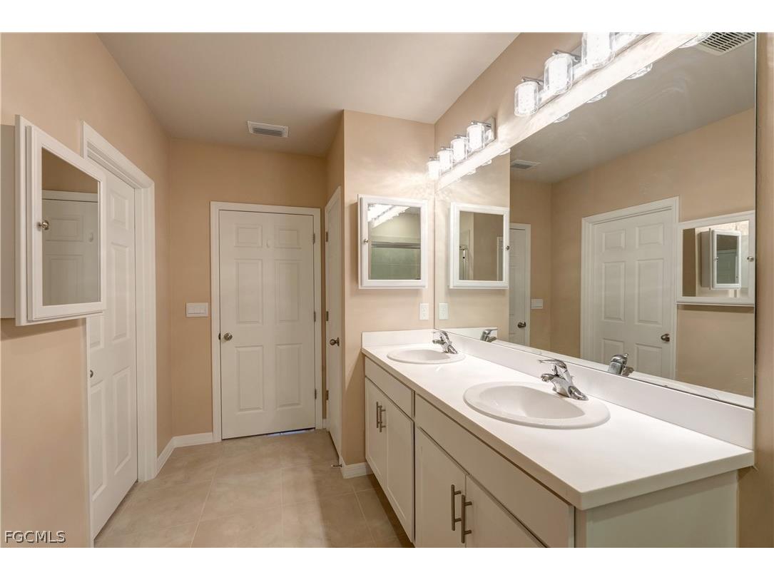 2501 NW 20th Place Cape Coral FL 33993 2026010172 image34