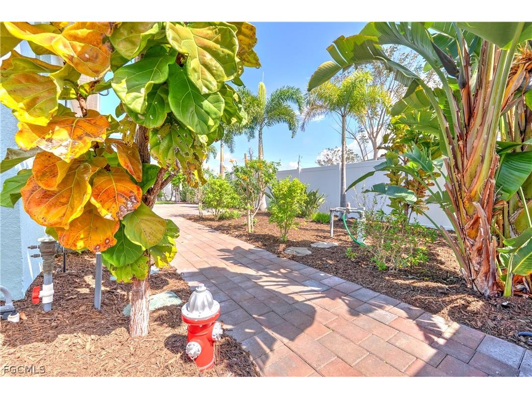 2501 NW 20th Place Cape Coral FL 33993 2026010172 image44