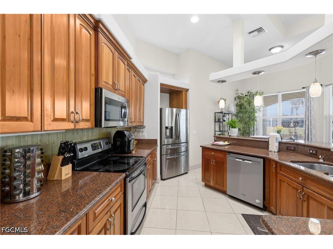 2501 SE 19th Place Cape Coral FL 33904 2026015457 image30