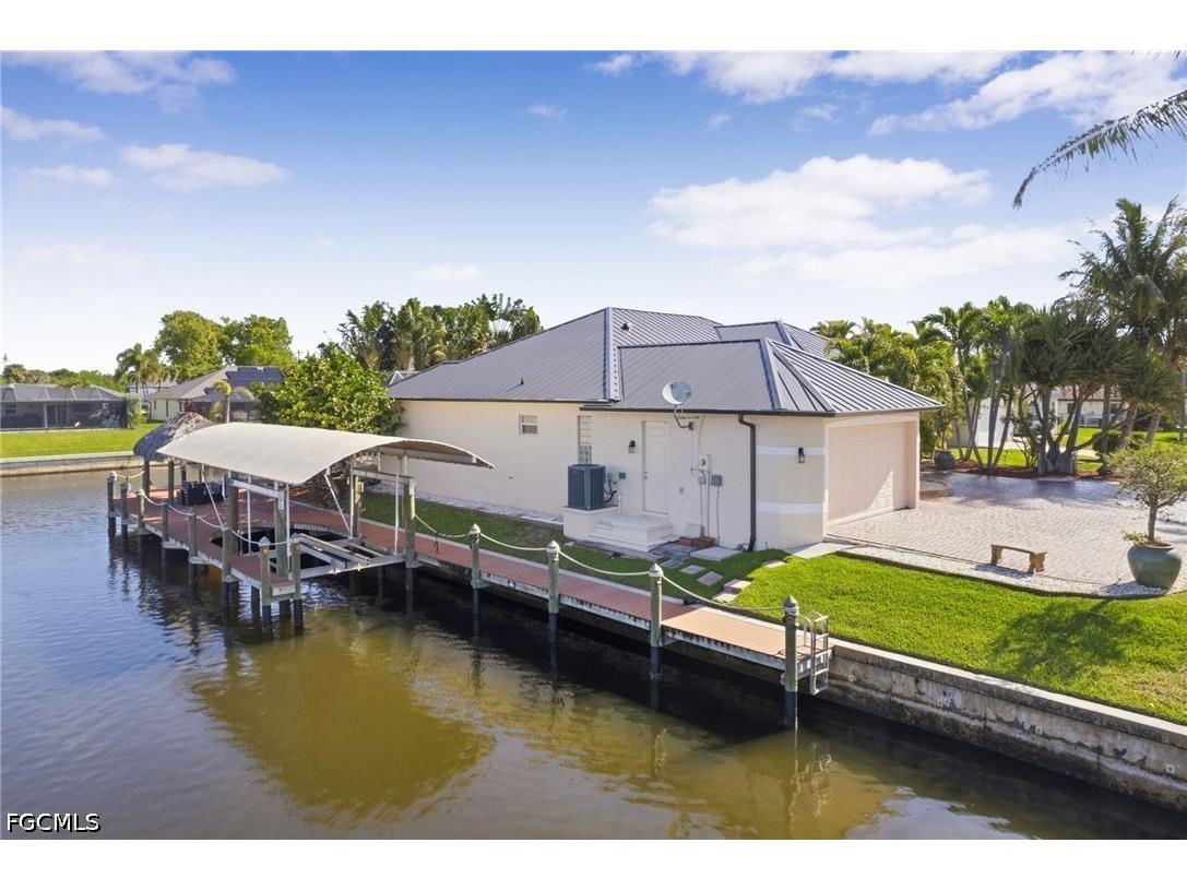 2501 SE 19th Place Cape Coral FL 33904 2026015457 image8