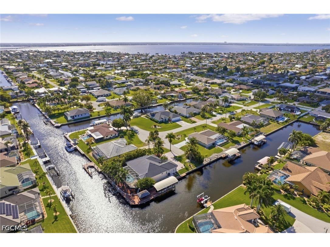 2501 SE 19th Place Cape Coral FL 33904 2026015457 image9