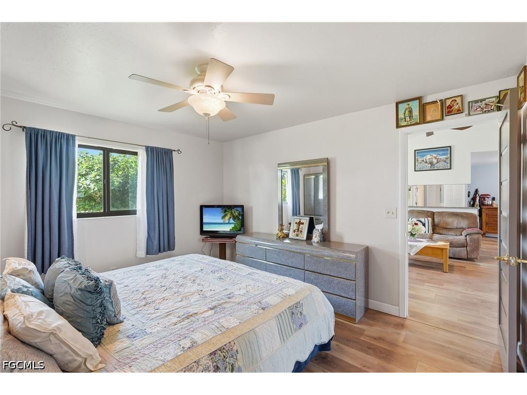2501 SW 52nd Terrace Cape Coral FL 33914 2026019519 image18