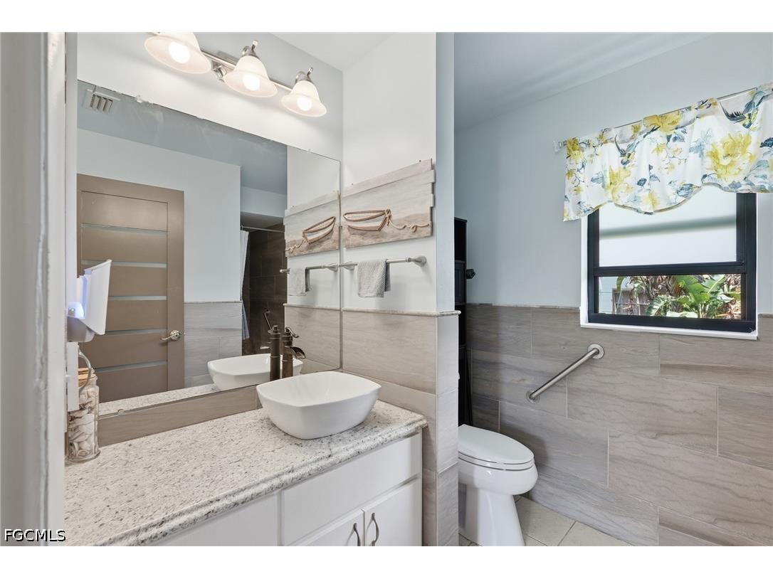 2501 SW 52nd Terrace Cape Coral FL 33914 2026019519 image20