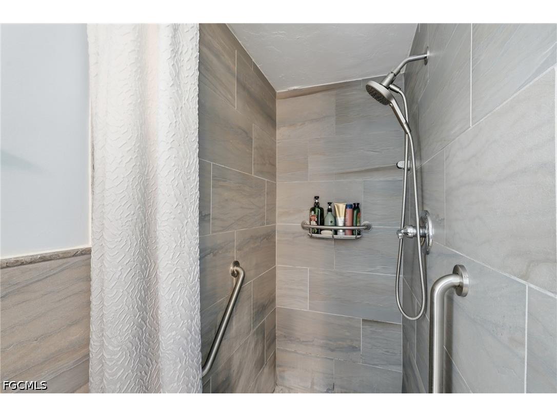 2501 SW 52nd Terrace Cape Coral FL 33914 2026019519 image21