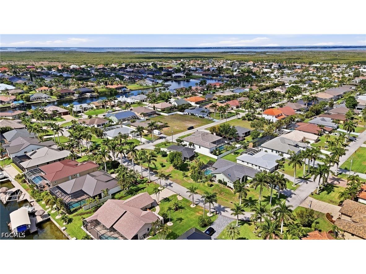 2501 SW 52nd Terrace Cape Coral FL 33914 2026019519 image36