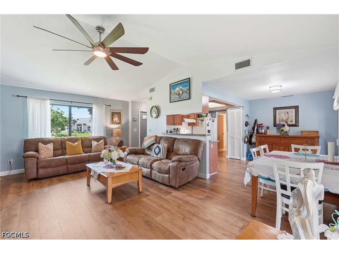 2501 SW 52nd Terrace Cape Coral FL 33914 2026019519 image9
