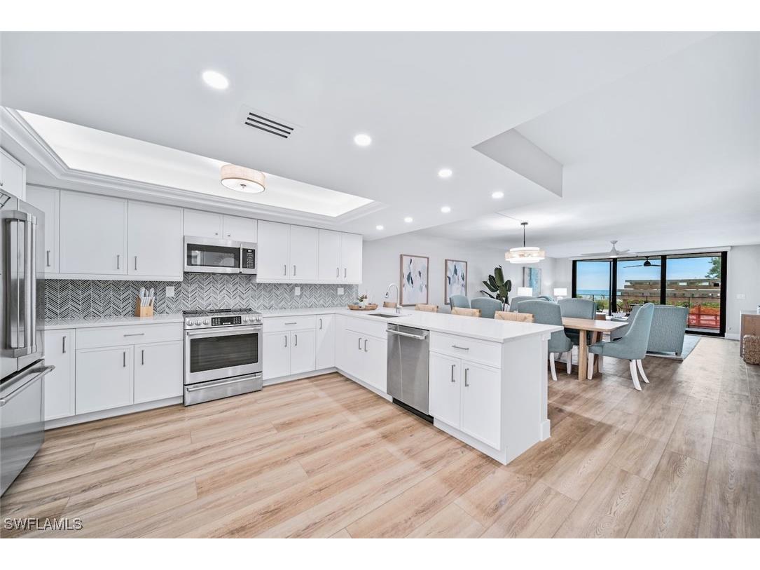 2501 W Gulf Drive #102 Sanibel FL 33957 225003434 image1