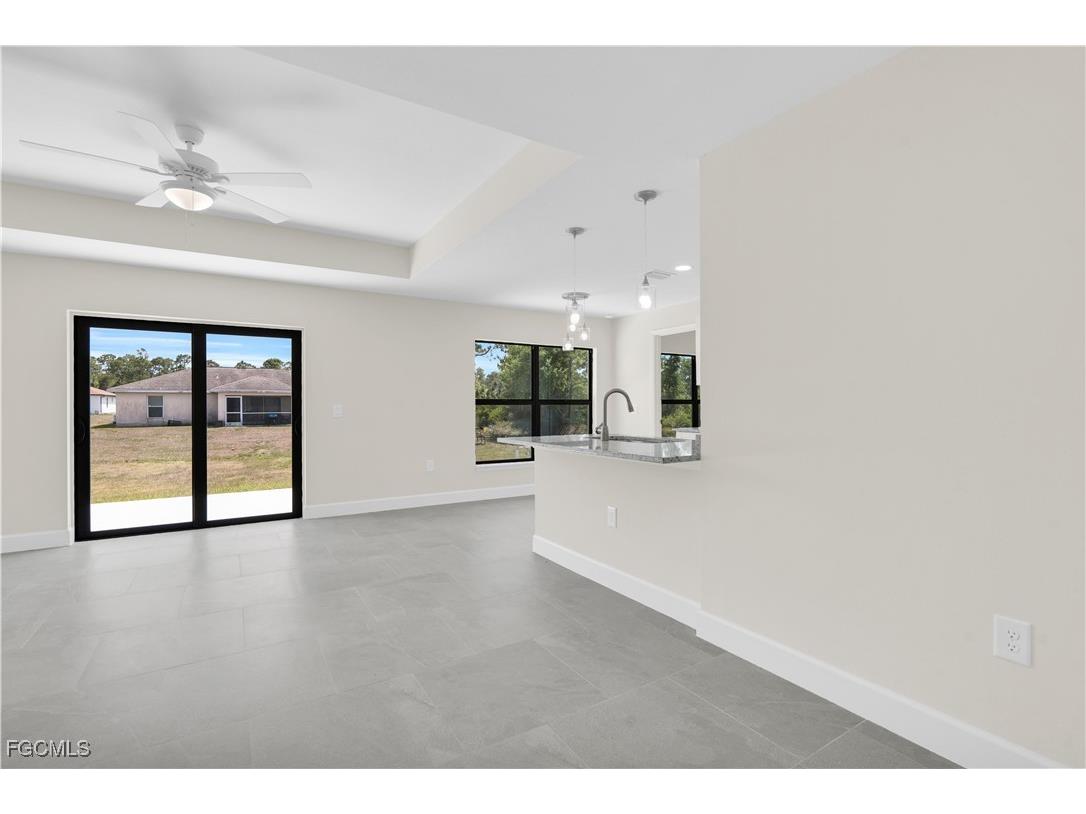 2502 35th Street SW Lehigh Acres FL 33976 2025015310 image4