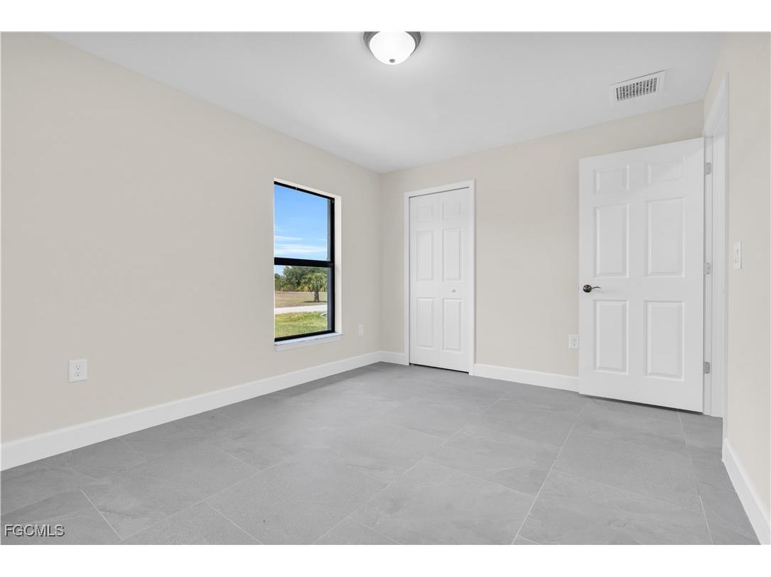2502 35th Street SW Lehigh Acres FL 33976 2025015310 image7