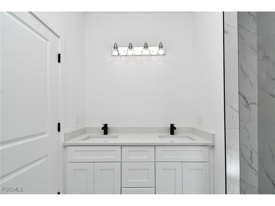 2502 E 14th Street Lehigh Acres FL 33972 225059623 image7