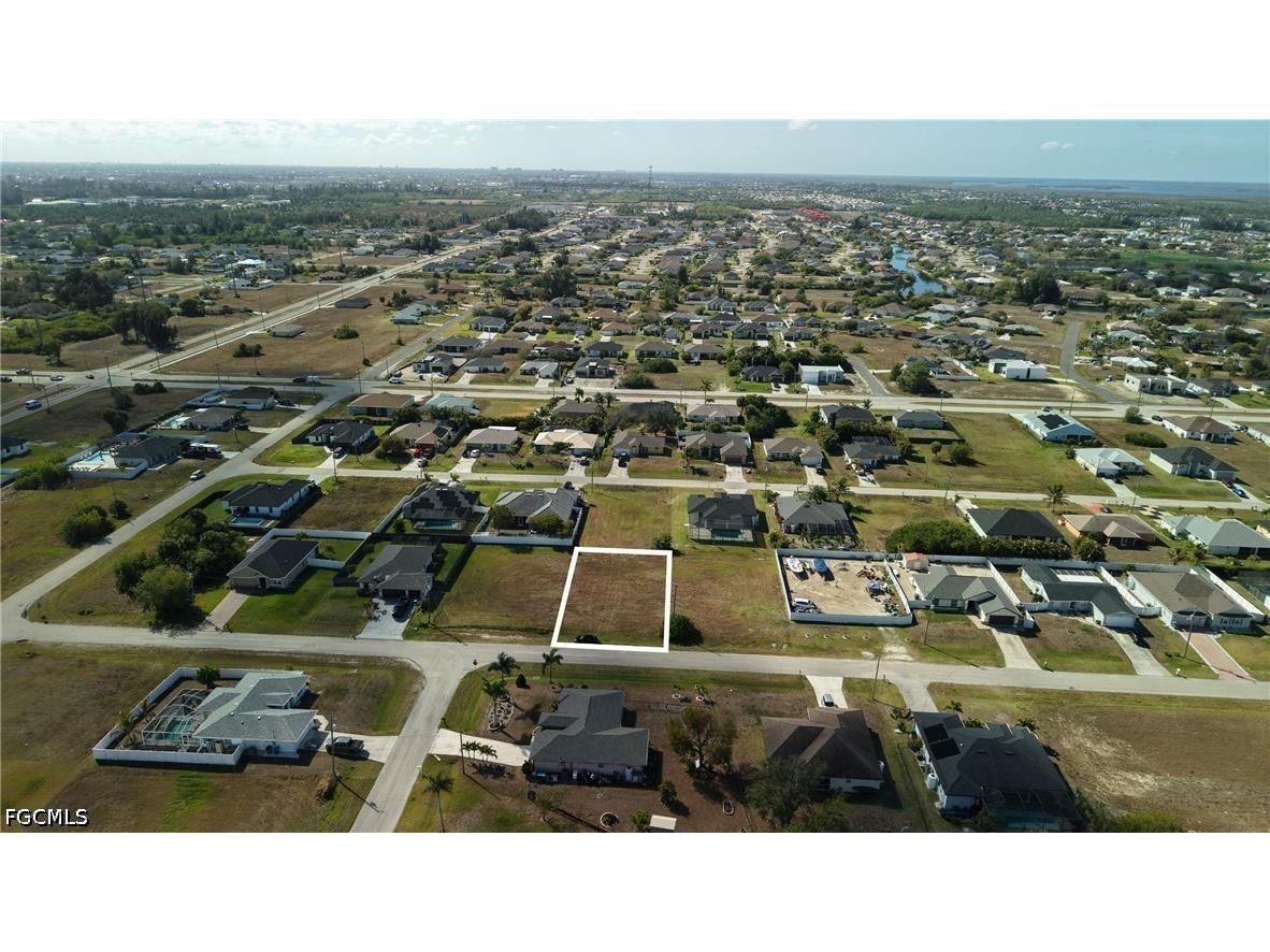 2502 NW 1st Street Cape Coral FL 33993 2026022646 image1