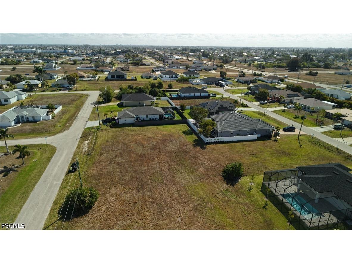 2502 NW 1st Street Cape Coral FL 33993 2026022646 image33