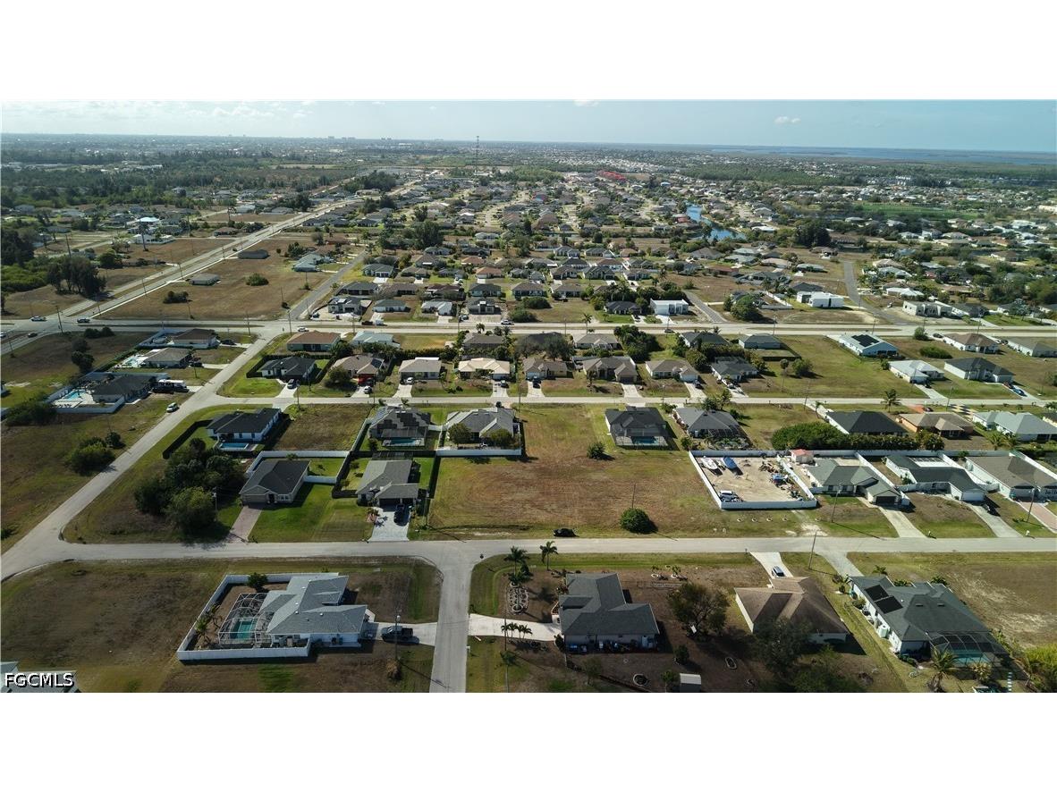 2502 NW 1st Street Cape Coral FL 33993 2026022646 image37