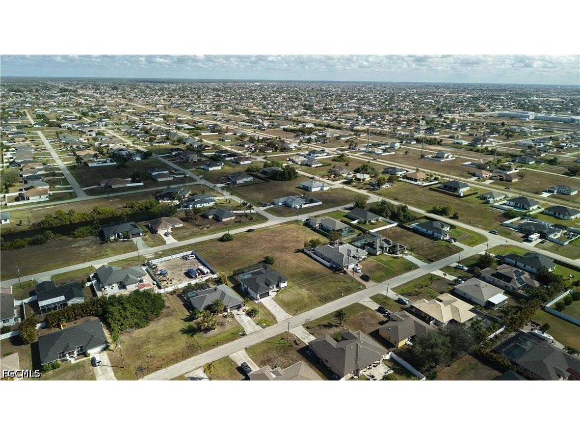 2502 NW 1st Street Cape Coral FL 33993 2026022646 image38