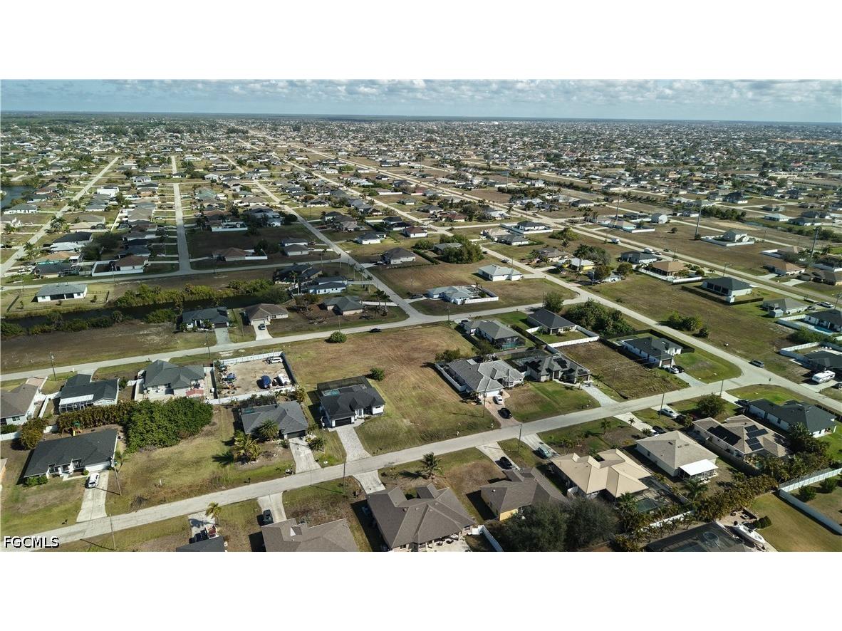 2502 NW 1st Street Cape Coral FL 33993 2026022646 image41