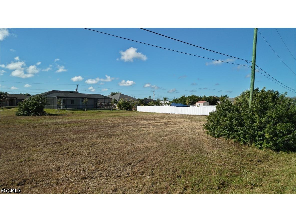 2502 NW 1st Street Cape Coral FL 33993 2026022646 image8