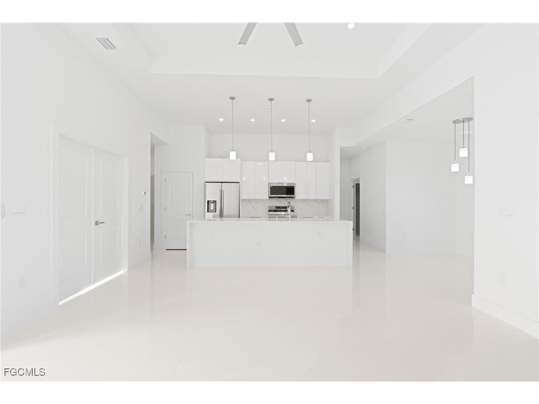 2503 41st Street W Lehigh Acres FL 33971 2025005797 image11