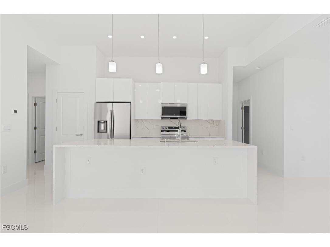 2503 41st Street W Lehigh Acres FL 33971 2025005797 image17