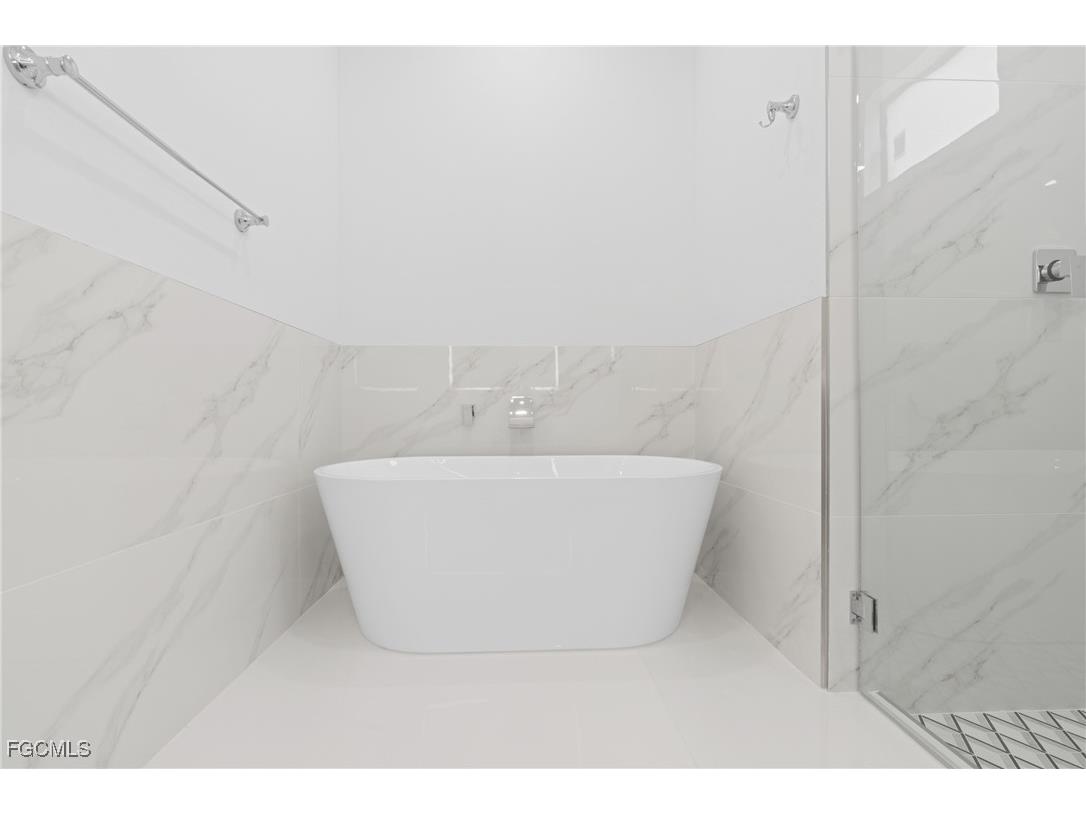 2503 41st Street W Lehigh Acres FL 33971 2025005797 image35