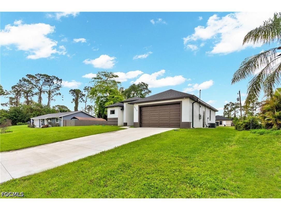 2503 41st Street W Lehigh Acres FL 33971 2026015800 image4