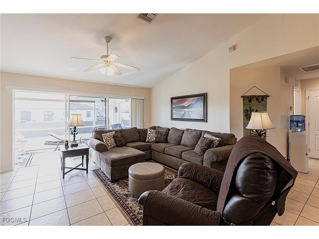 2503 51st Street W Lehigh Acres FL 33971 2025018848 image3