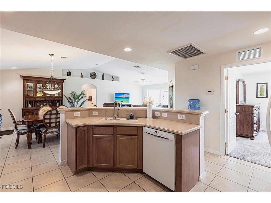 2503 51st Street W Lehigh Acres FL 33971 2025018848 image8