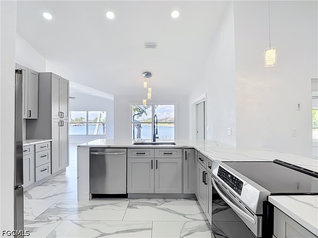 2503 Aviation Parkway Cape Coral FL 33904 2026023134 image2
