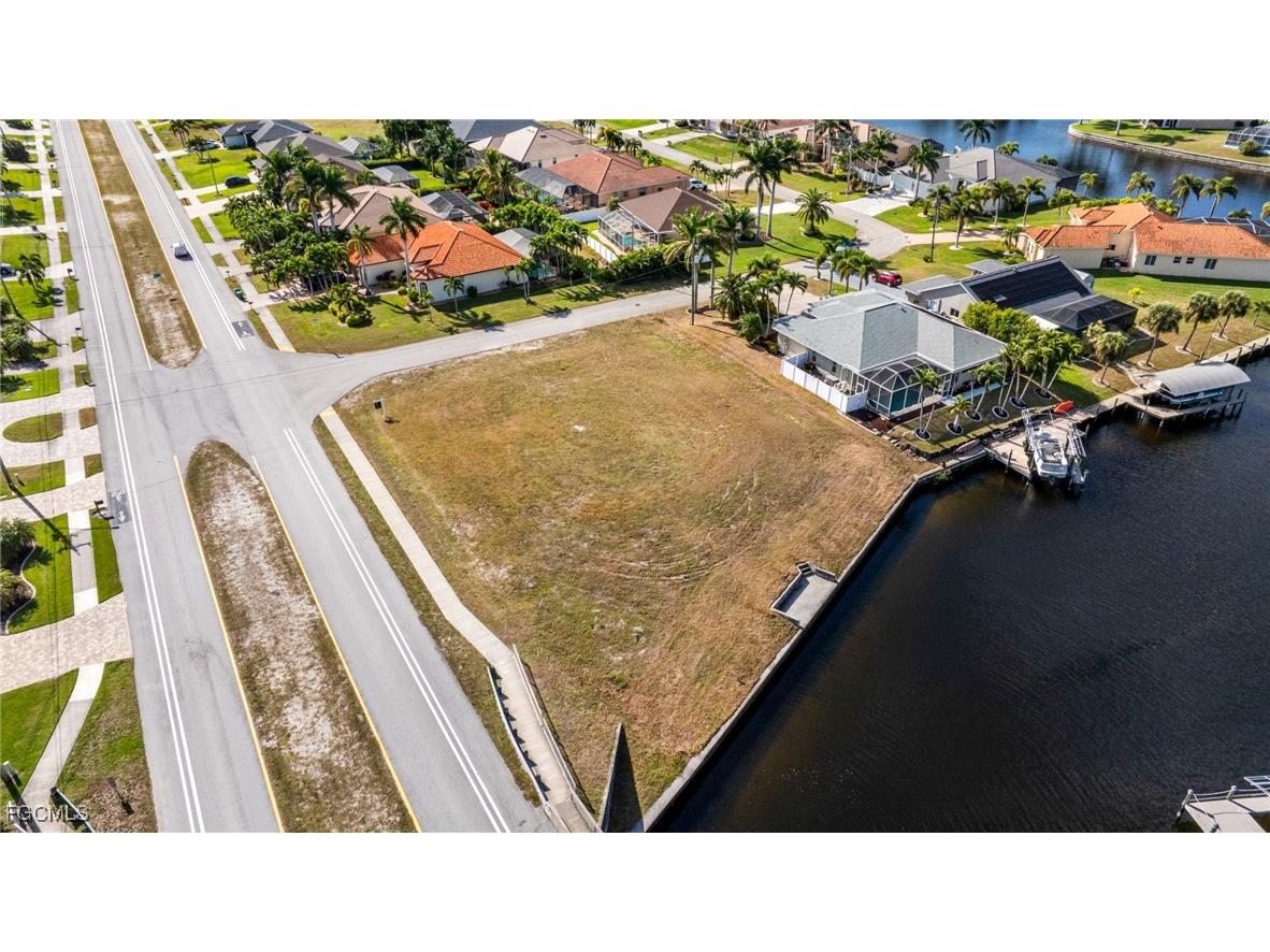 2503 SW 41st Street Cape Coral FL 33914 2025025420 image9