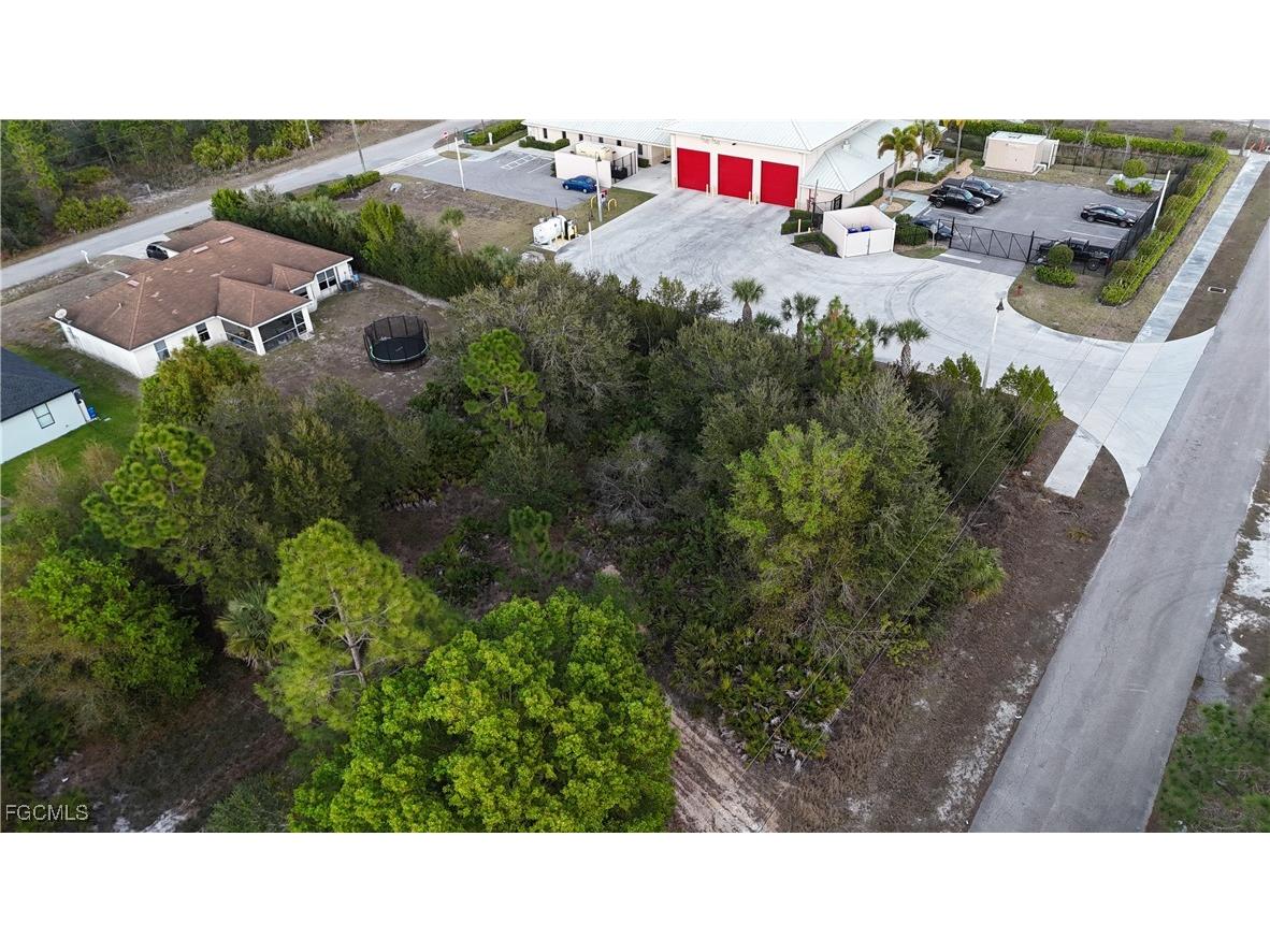 2504 48th Street W Lehigh Acres FL 33971 2026004163 image4