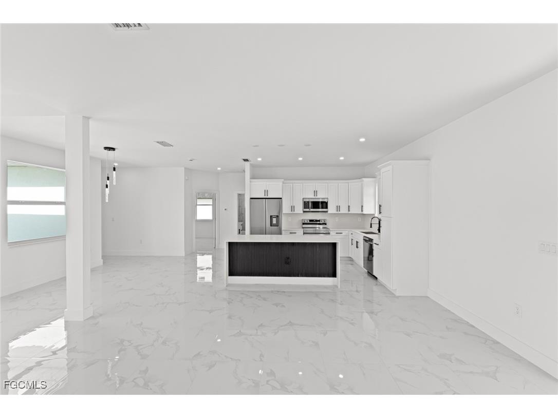 2504 5th Street SW Lehigh Acres FL 33976 2026004764 image7