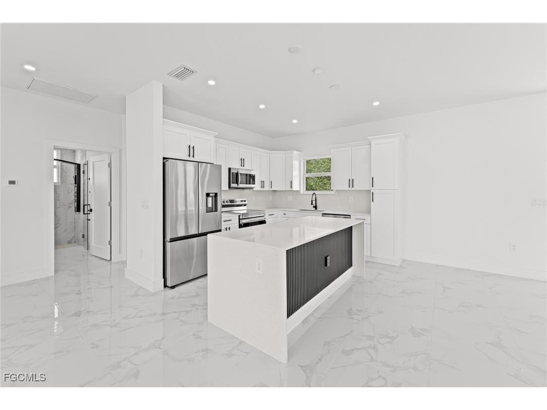 2504 5th Street SW Lehigh Acres FL 33976 2026004764 image8